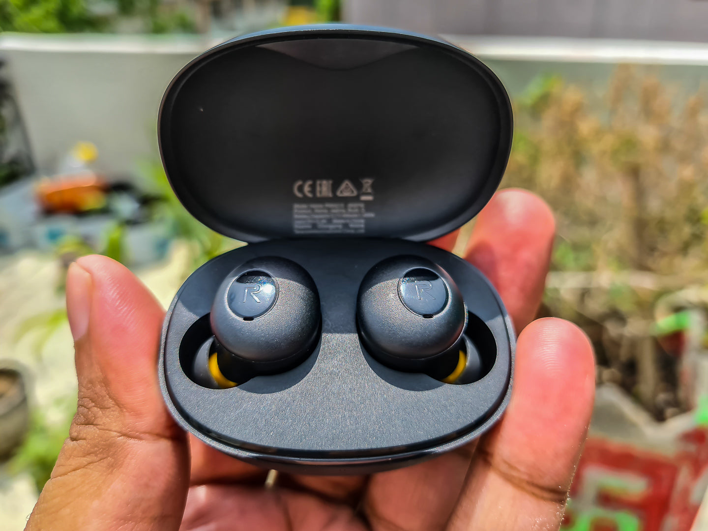Realme Buds Q2 - F P M BUSINESS PLAN